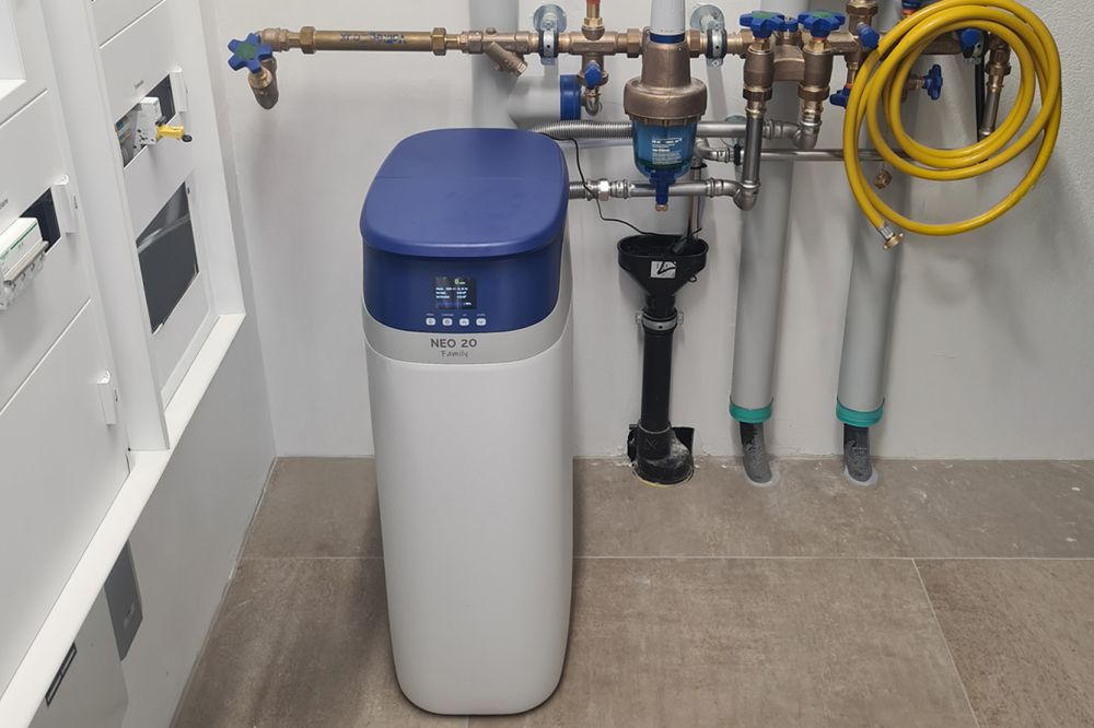 Adoucisseur NEO 20 Family installé dans une maison